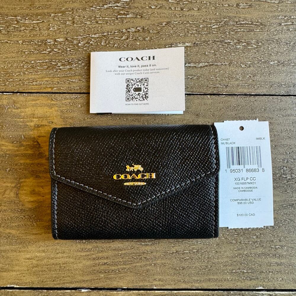 COACH Flap Card Wallet Case Snap Closure NWT Black Gold Minimalist Travel Mini